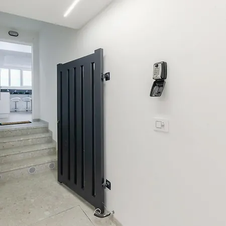 Urban Jungle M3 Duomo 12 Min Apartamento Milán